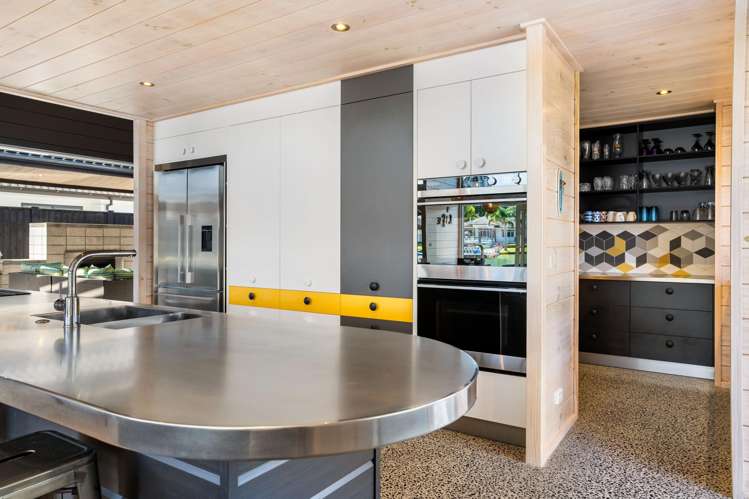 527 Waterways Parade Pauanui_11