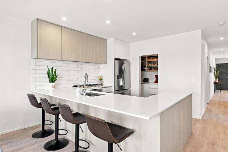 64 Exmoor Road_2