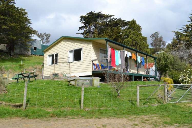 590 Portobello Road Company Bay_6