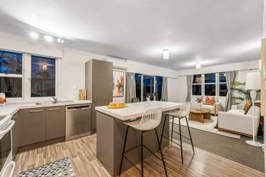 2/111 Hobsonville Road_4