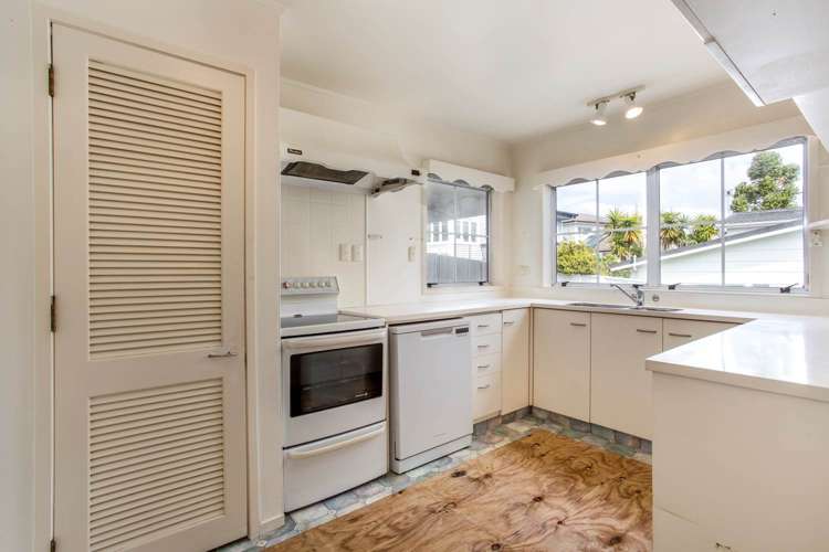 2/23 Heathcote Road Castor Bay_7