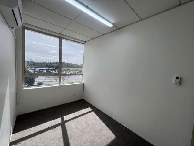 Unit I/2 Amera Place Pakuranga_3