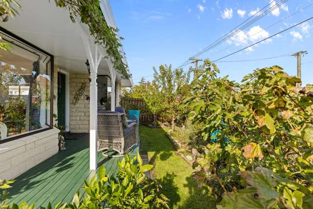 Stylish, Solid & Move-In Ready