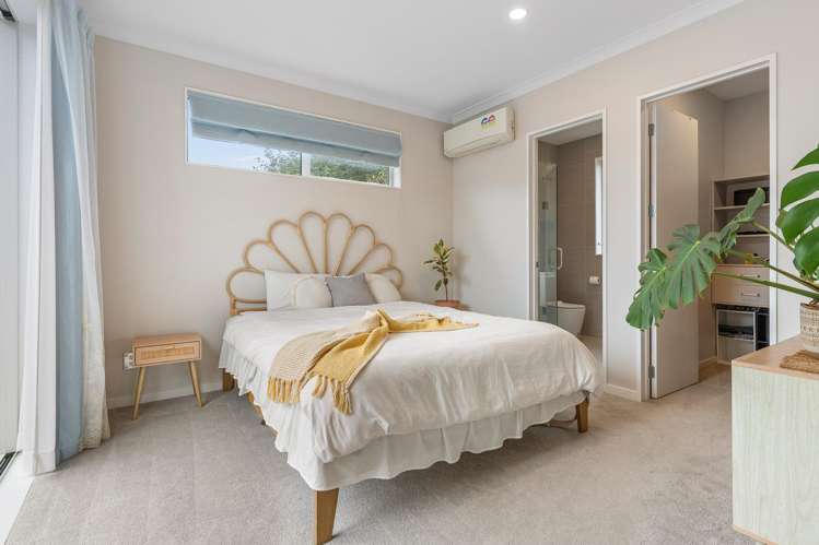 4 Tararua Street Massey_13