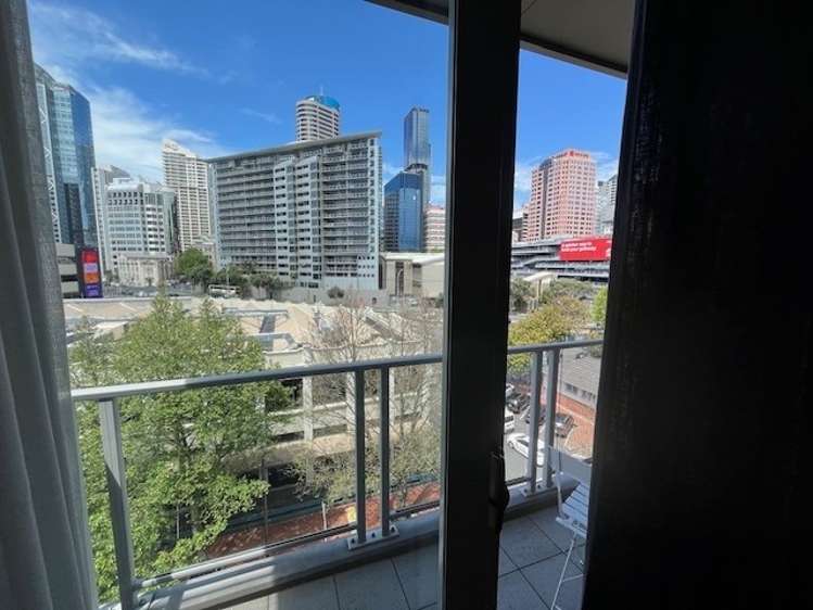 4H/16 Market Place City Centre_8