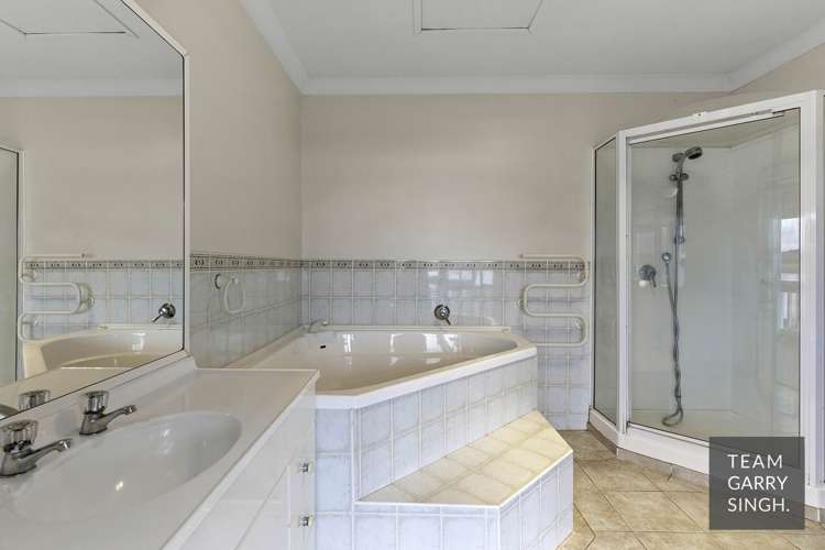 42 Estuary Road Manurewa_12