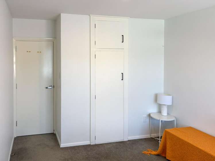 8 Packe Street Edgeware_7