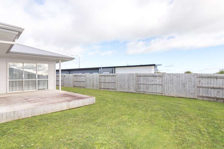 173 Pacific Drive Fitzherbert_16