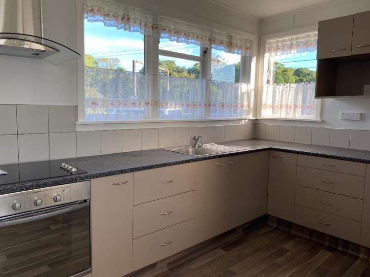 14 Trevethick Grove 1378_3