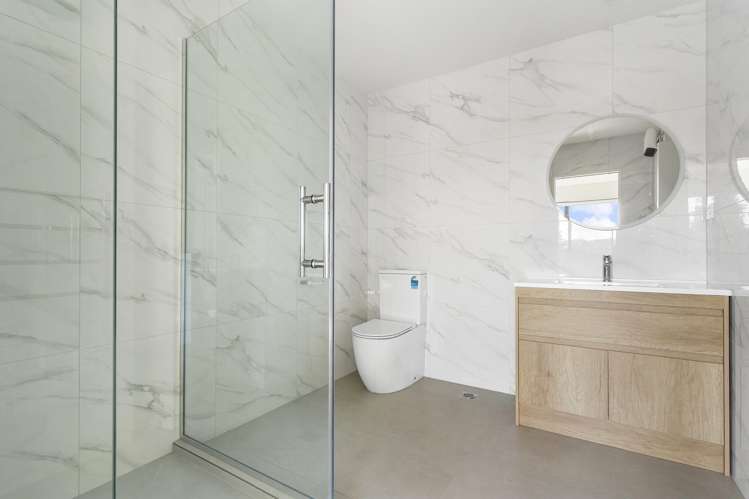 4/21 Erima Avenue Point England_8