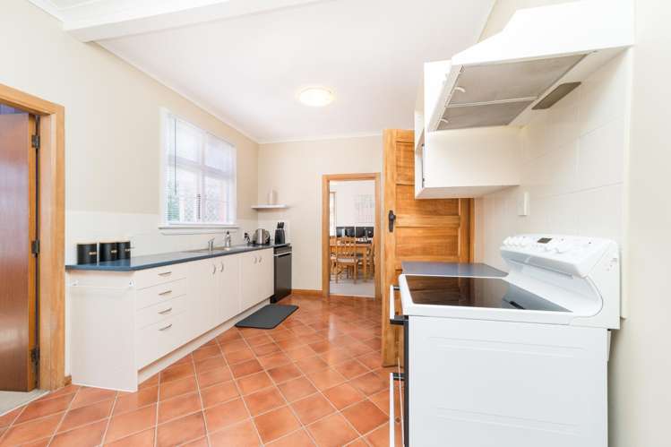 8 Heretaunga Street Palmerston North_2