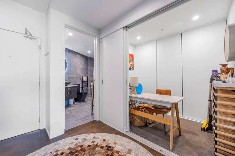 711/30 Beach Road Auckland Central_10