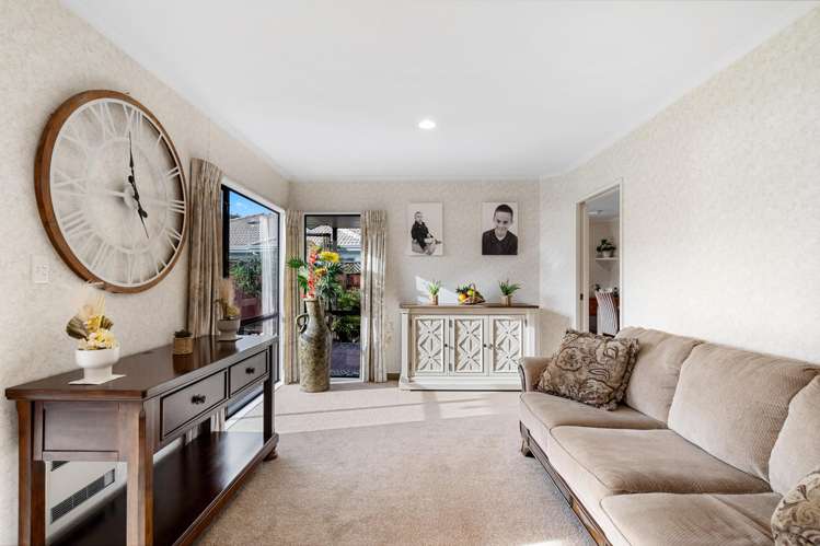 1 Hyatt Grove Greenmeadows_5