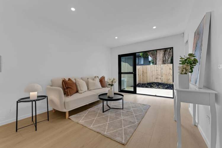 1-8, 21 Baird Street Howick_6