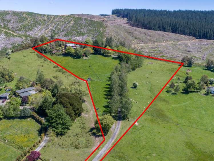 42 Golf Road Wakefield_18