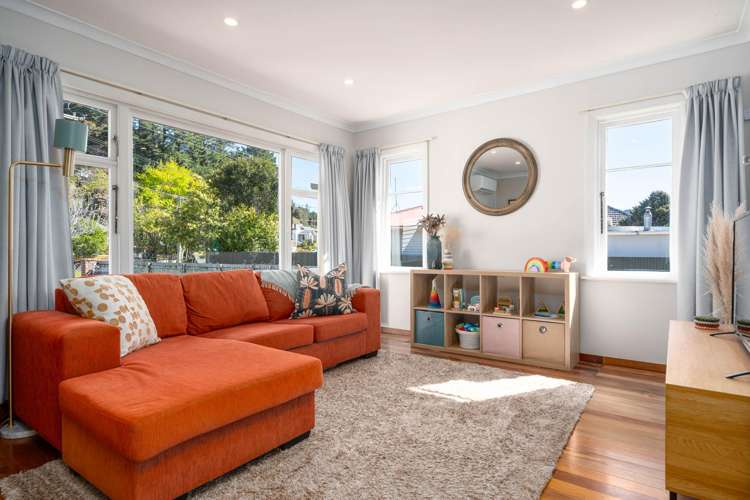 89 Hine Road Wainuiomata_3