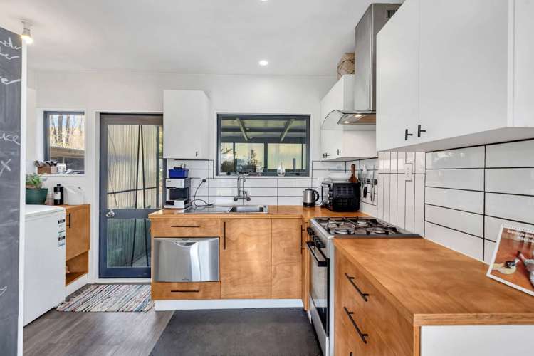 57 Princes Street Waikari_14