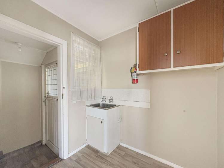 109 Carlton Avenue 1230_18