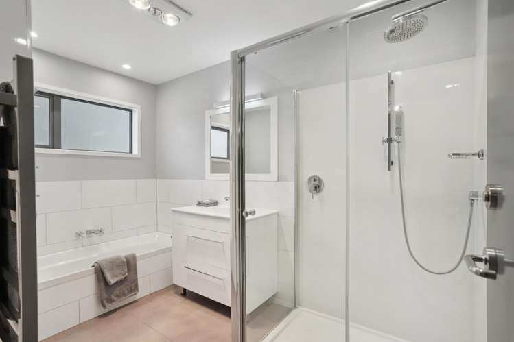 59 Kauri Point Road Laingholm_22