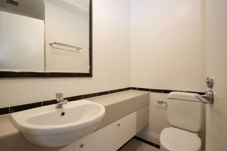 1810/171 Queen Street Auckland Central_11