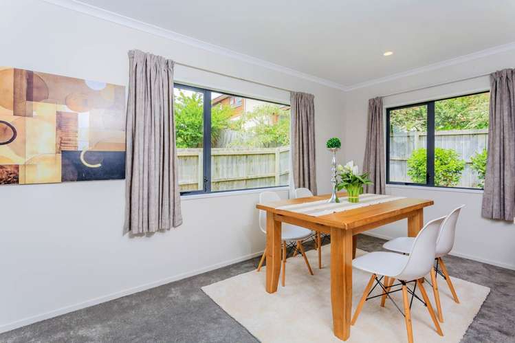 2/79 Marlborough Avenue Glenfield_5