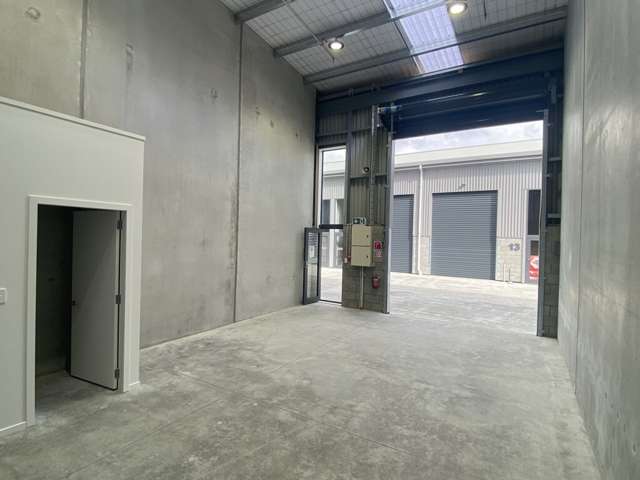 4/3 George Daniels Drive Trentham_1