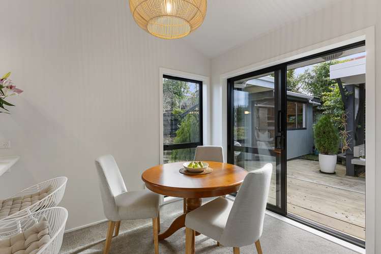 1/40 James Evans Drive Northcote_11
