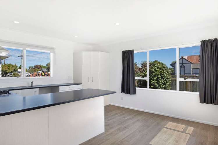 20 Aotaki Street Otaki_5