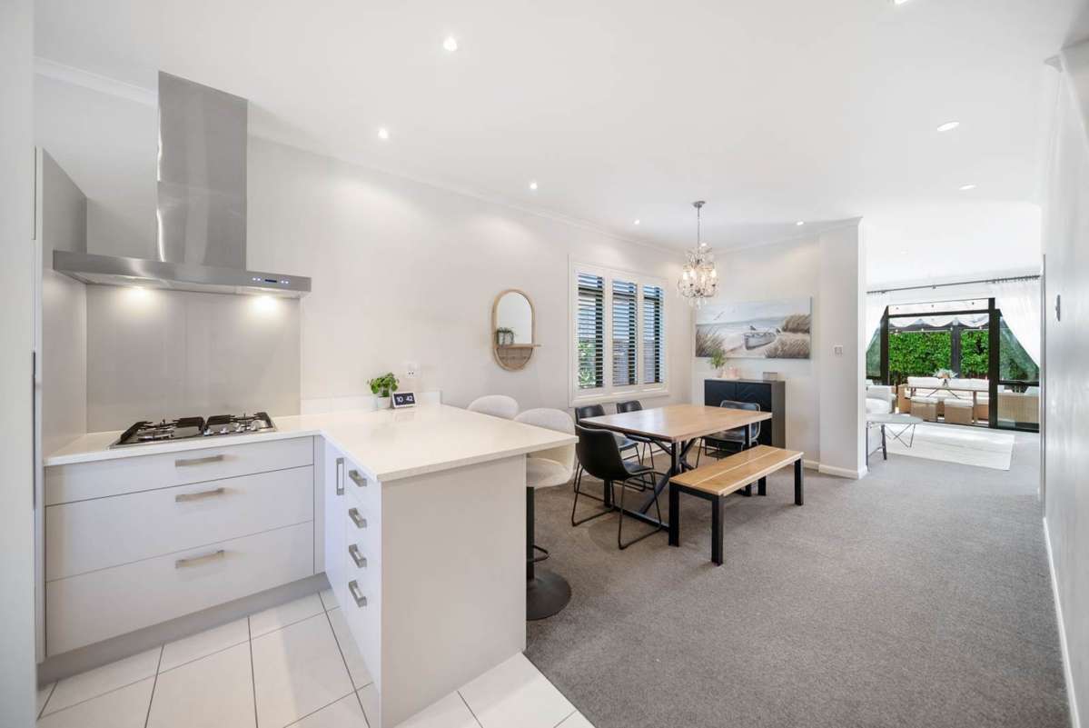 24 Trecarne Street_1