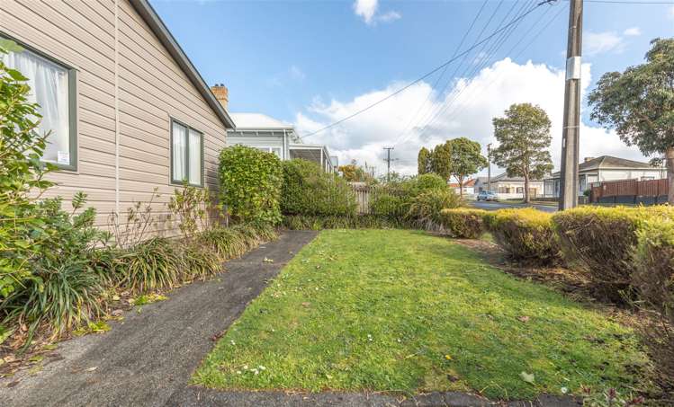 14 William Street Huntly_13