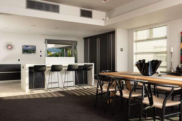 6 Hazel Terrace Otumoetai_9