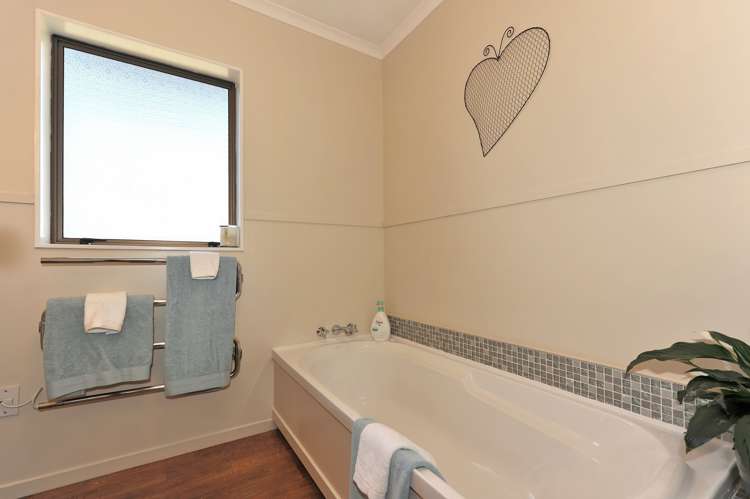 54 Greenacres Road Redwood Valley_12