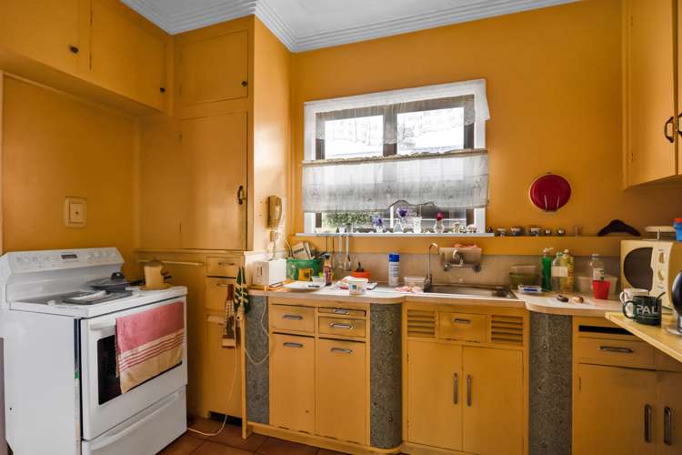 35 High Street Hawera_4