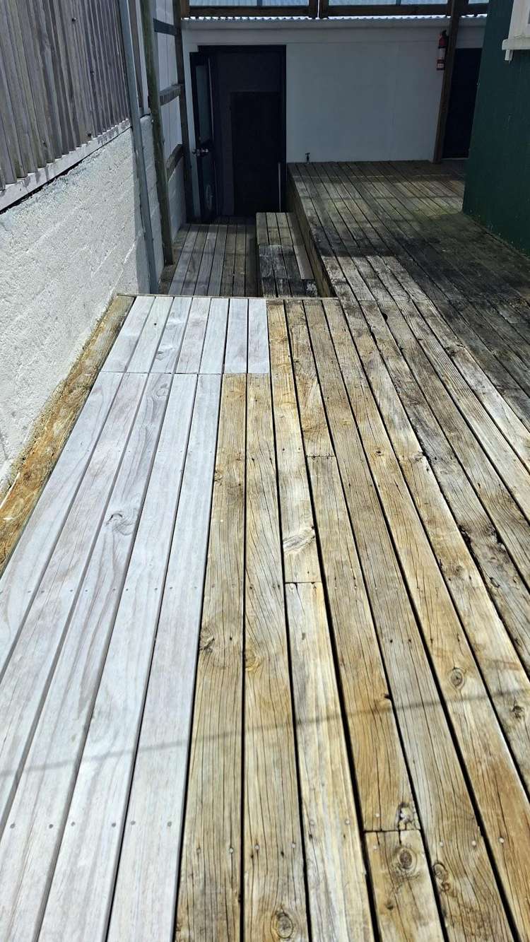 56 Commercial Road Helensville_23