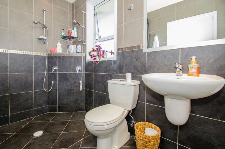 17 Duff Place Mosgiel_12