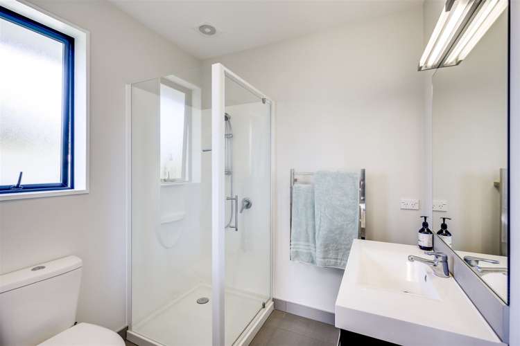 16 Kapiti Drive Poraiti_10