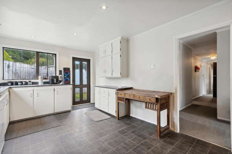 414 Stokes Valley Road Stokes Valley_3