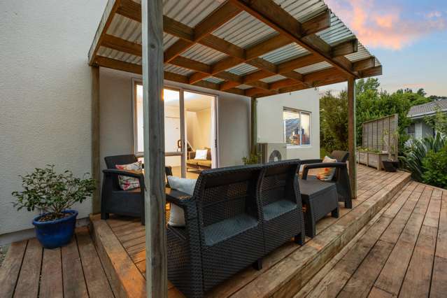 Solid Buying in the Heart of Glen Eden