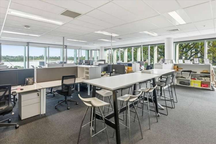 Part Level 1/247 Cameron Road Tauranga Central_8