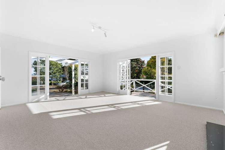 107 & 107B Te Atatu Road Te Atatu South_13