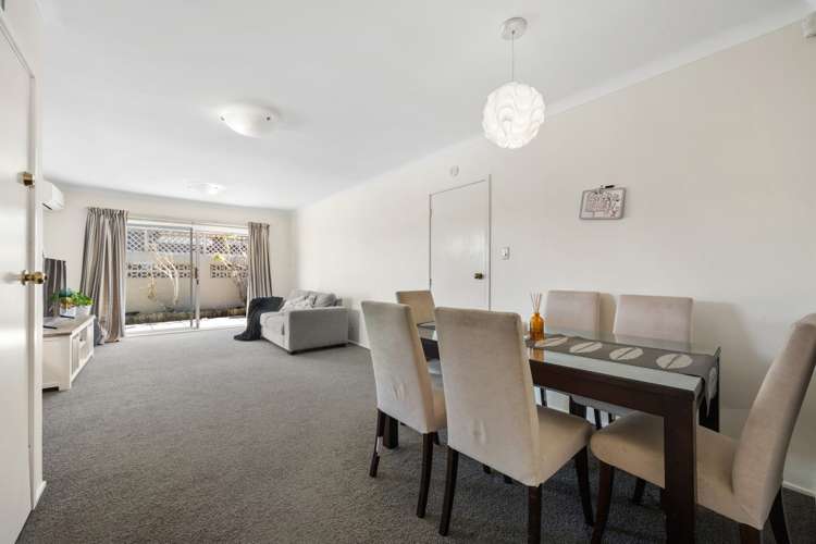 2/42 Luton Avenue Sunnyhills_7