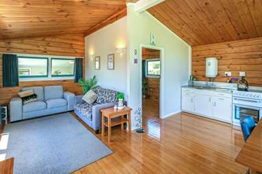 11 Hahei Beach Road_1