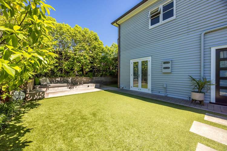 2/192 Queen Street Northcote Point_18