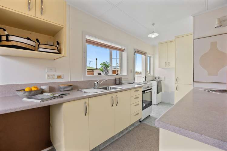 1/22 Kipling Crescent Stoke_6