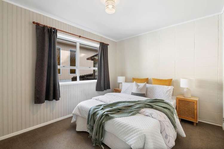 2/6 Awaruku Road Torbay_8