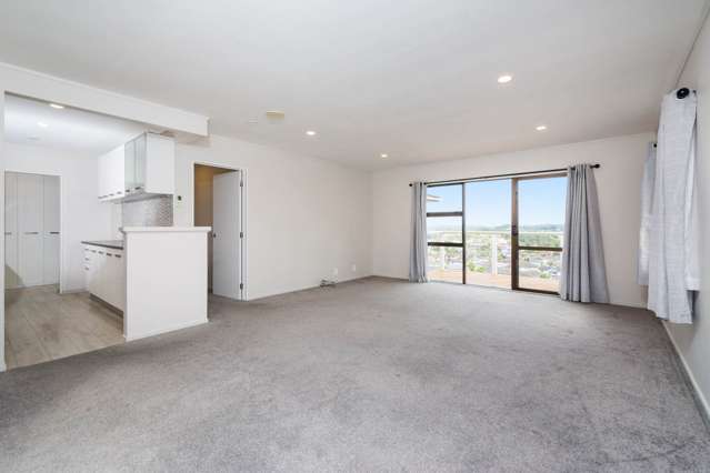 2/594 East Coast Road Pinehill_3