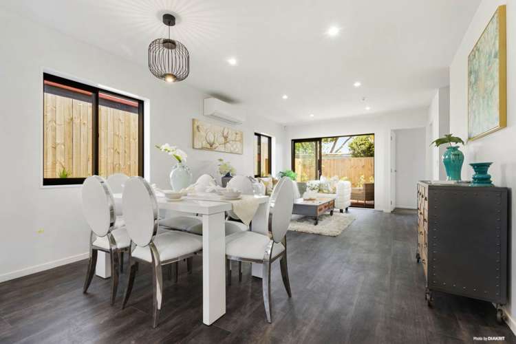 2b Lucinda Place Glen Eden_11