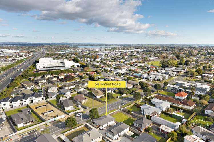54 Myers Road Manurewa East_13