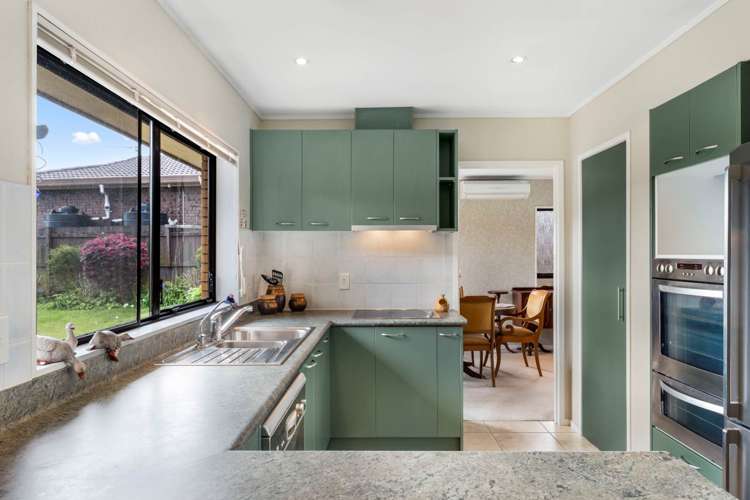 17 Parramatta Place Botany Downs_11