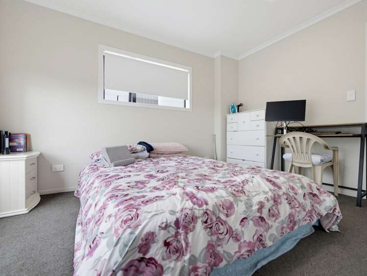 2/17 Vialou Street Hamilton City Central_10